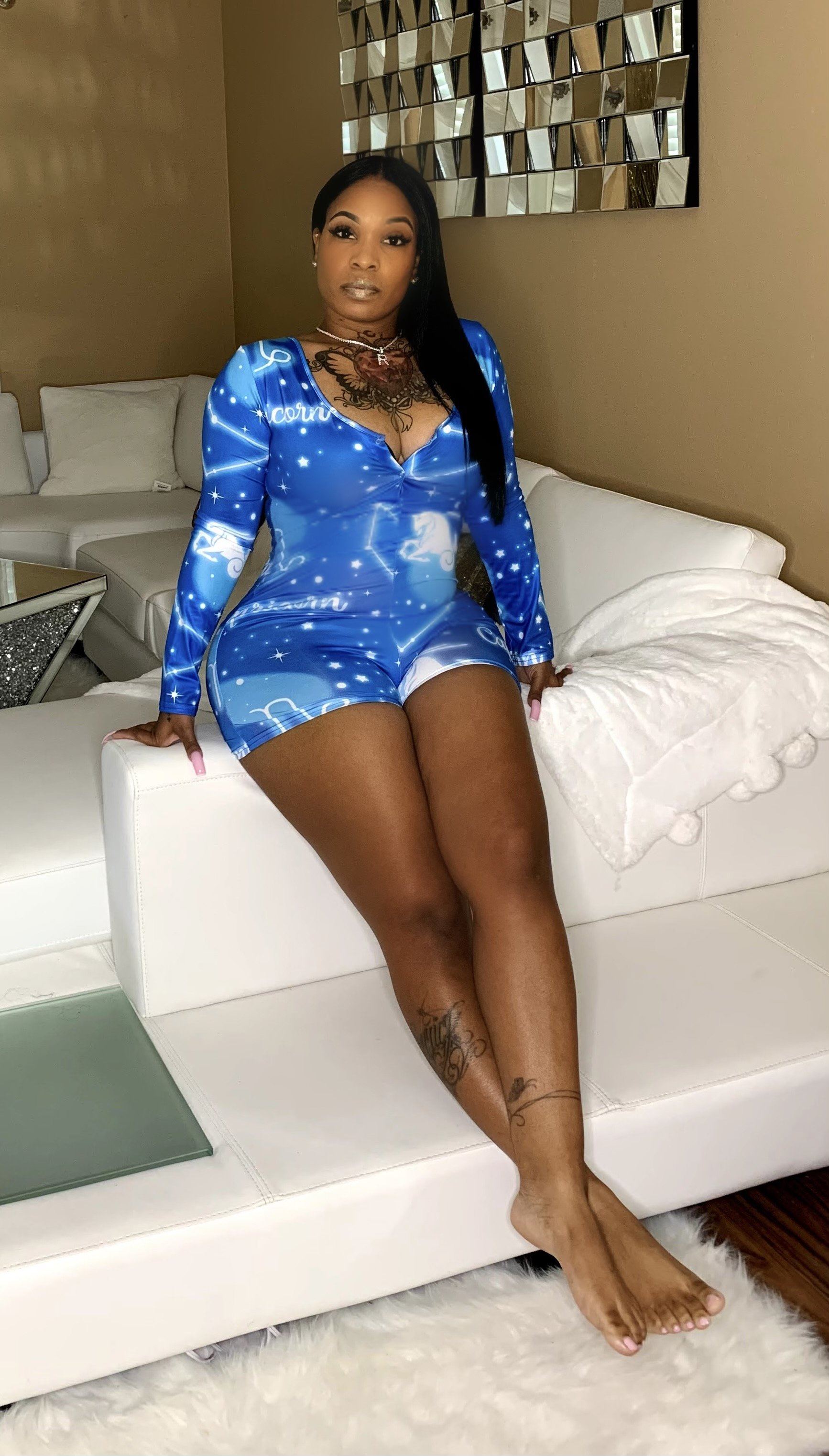 Zodiac sign onesie Glamherup Beautique Capricorn Small