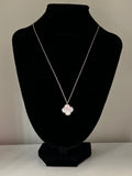 Single Clover necklace Glamherup Beautique Silver/pearl