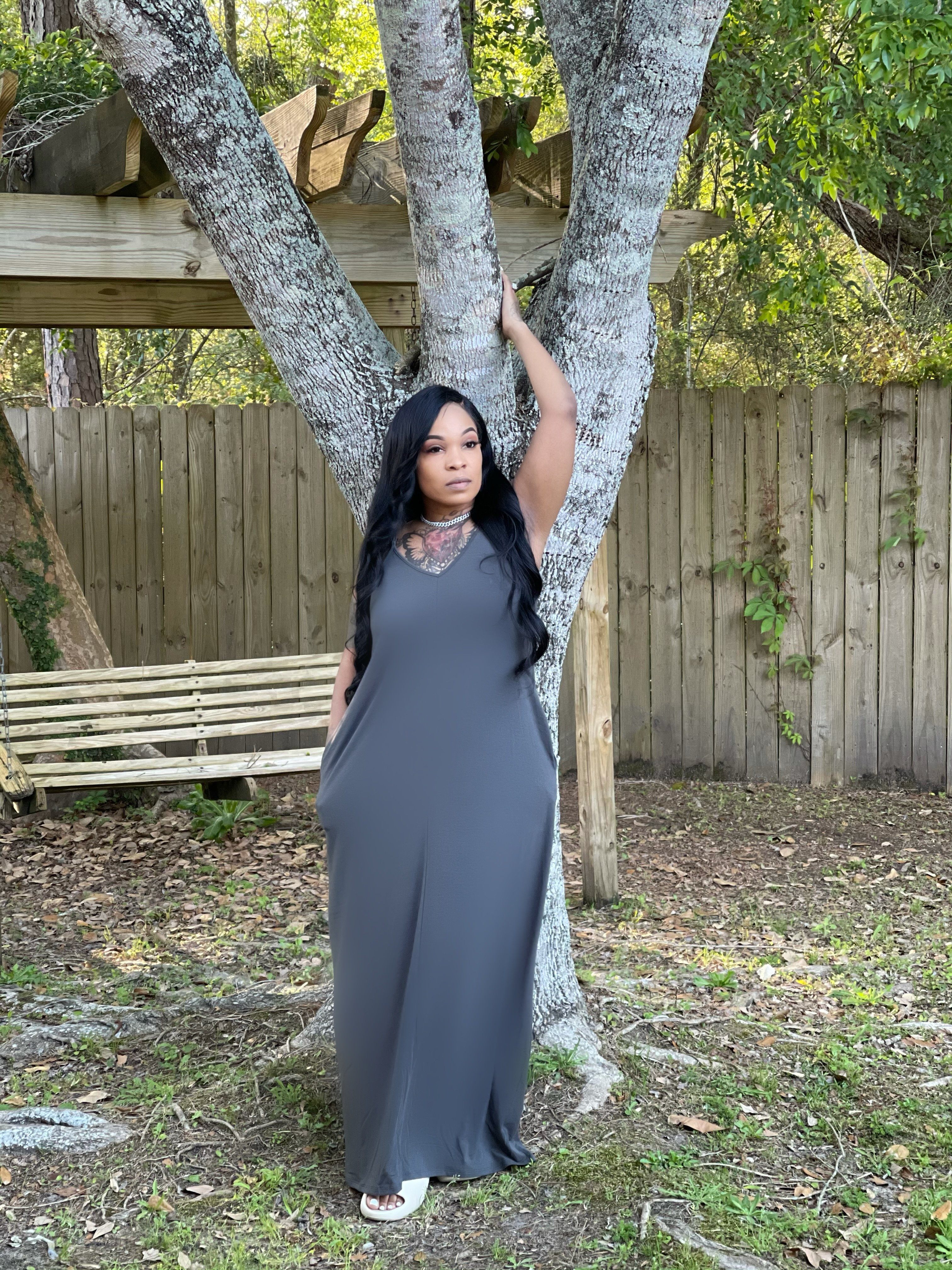 Simplest dress charcoal Glamherup Beautique
