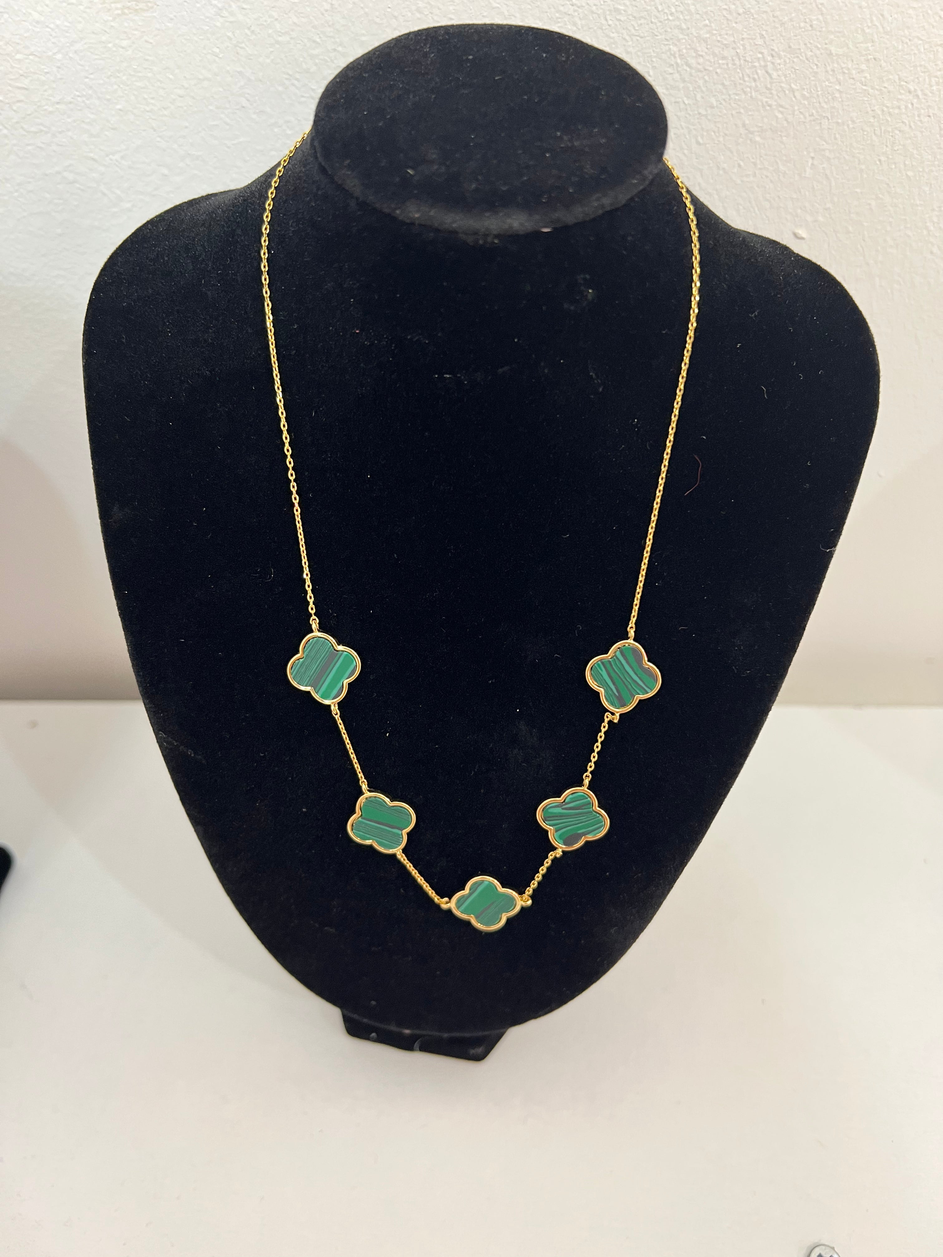 5 Clover charm necklace Glamherup Beautique Gold/green